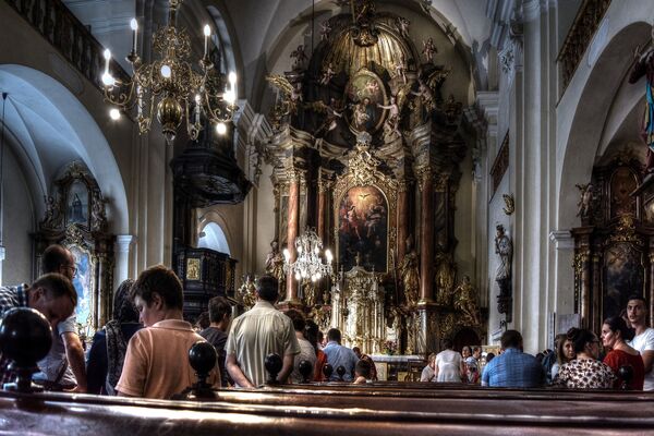 Kirche und Religion